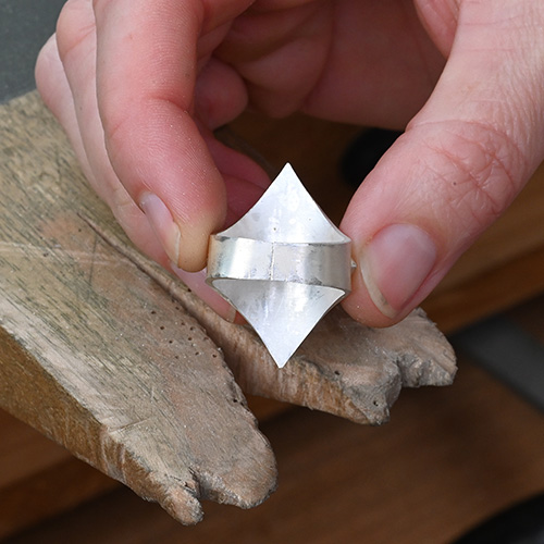 Saddle Ring_lucy walker jewelry